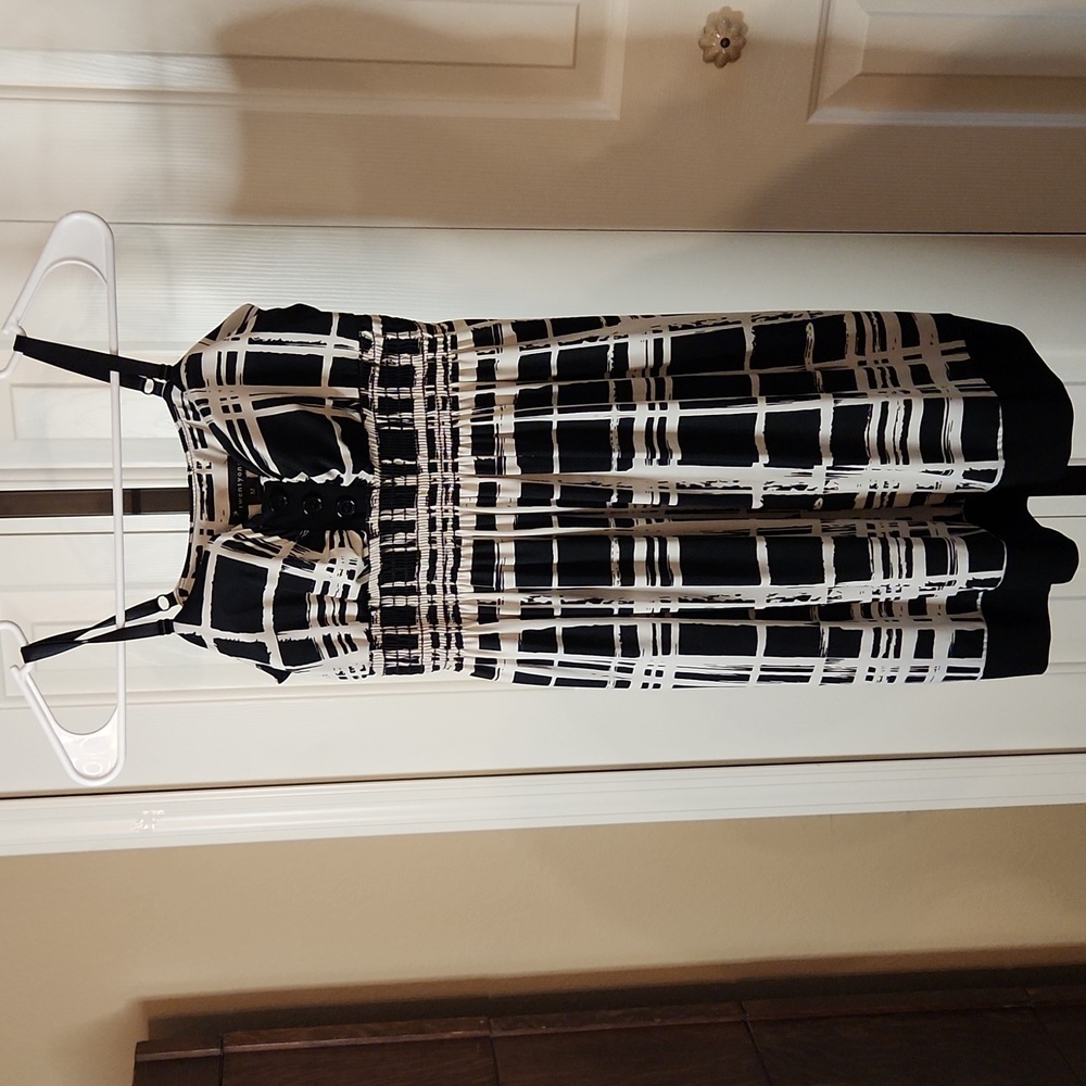 Twenty one, Women's dress, Size Medium